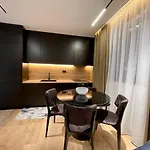 Queens Luxury 티라나