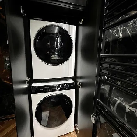 Queens Luxury Daire Tiran
