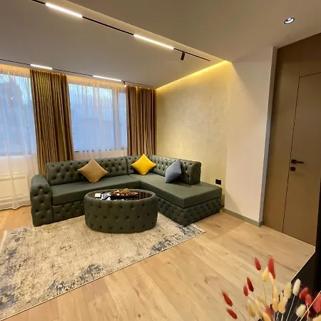 Daire Queens Luxury *