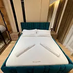 Queens Luxury דירה טיראנה