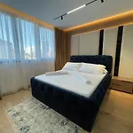 Apartamento Queens Luxury Tirana