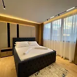 Apartamento Queens Luxury Tirana