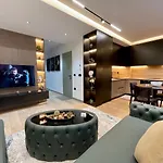 Apartamento Queens Luxury *