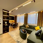 Apartamento Queens Luxury *
