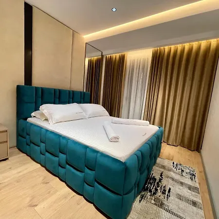 Queens Luxury Apartamento Tirana