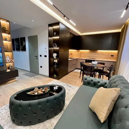 Queens Luxury Appartement