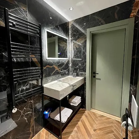 Queens Luxury Appartement Tirana