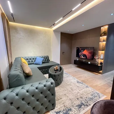 Apartman Queens Luxury Tirana