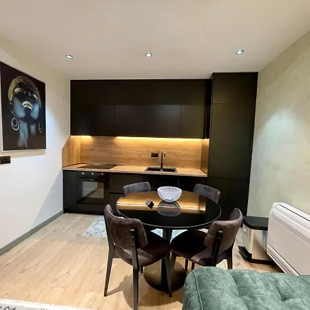 Appartement Queens Luxury Tirana