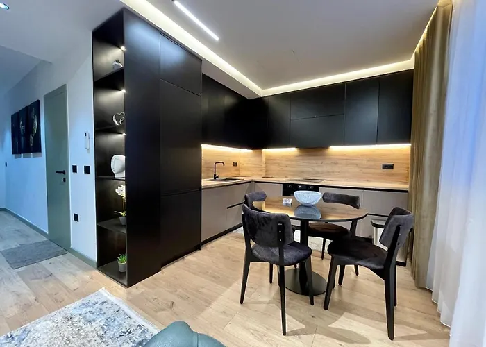 Queens Luxury Appartement *